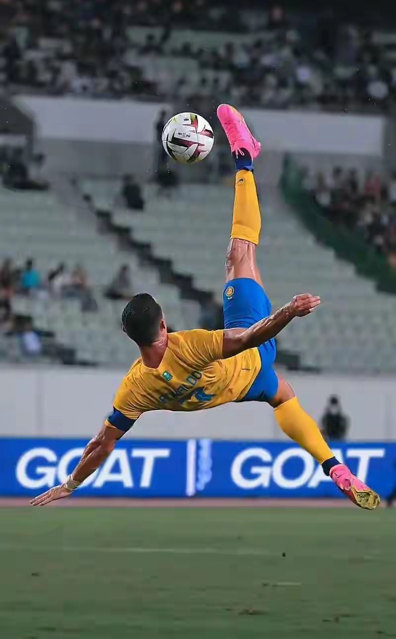 星空体育官网出色防守引爆全场！，C罗意外战胜巴黎圣日耳曼气势如虹延续的简单介绍