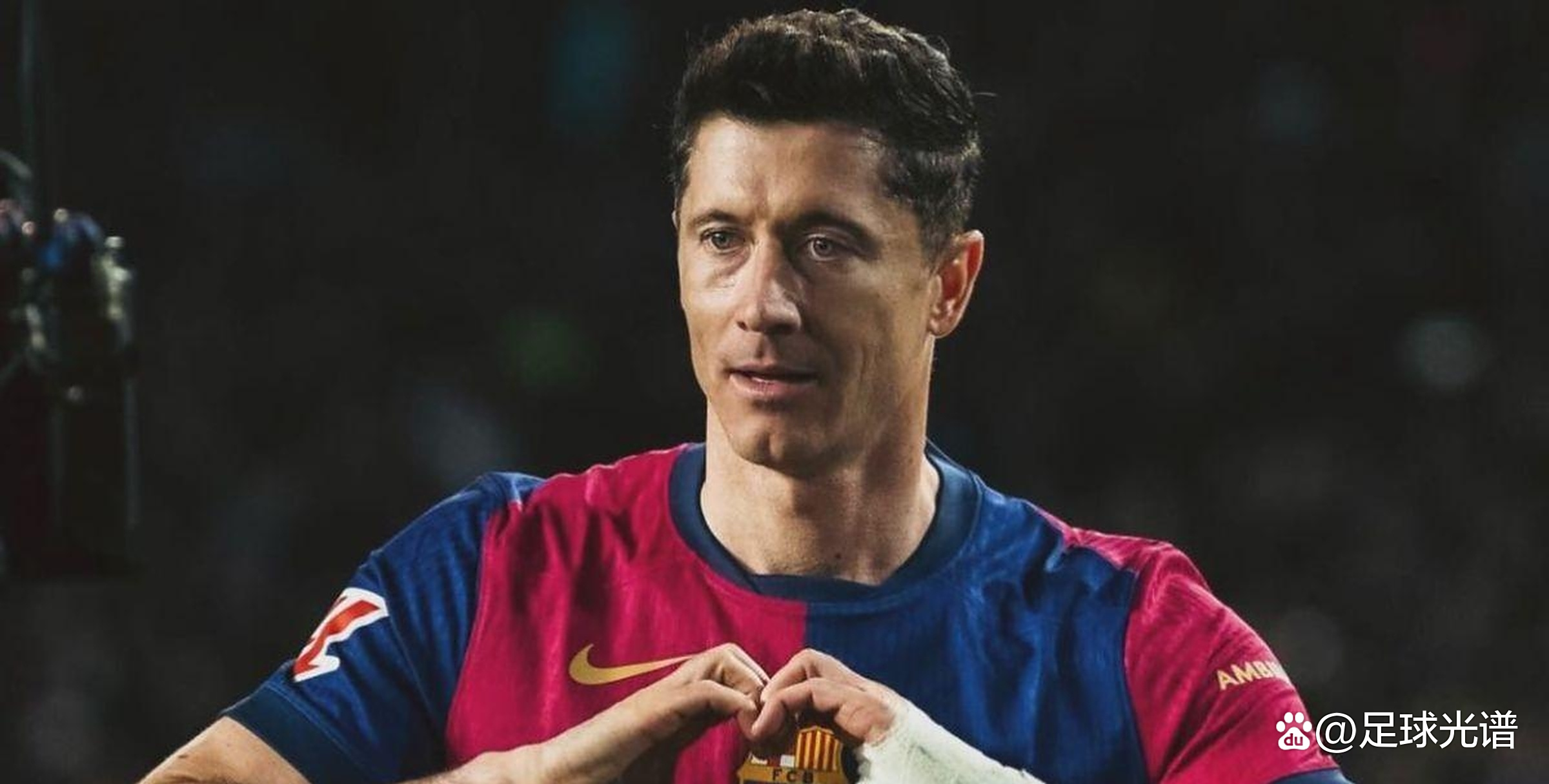 星空体育官方网站 莱万多夫斯基关键节点惊险取胜，曼联带队取胜！